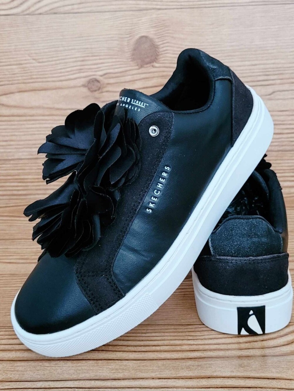 SKECHERS Sidestreet Bloomn Slip-On Sneakers